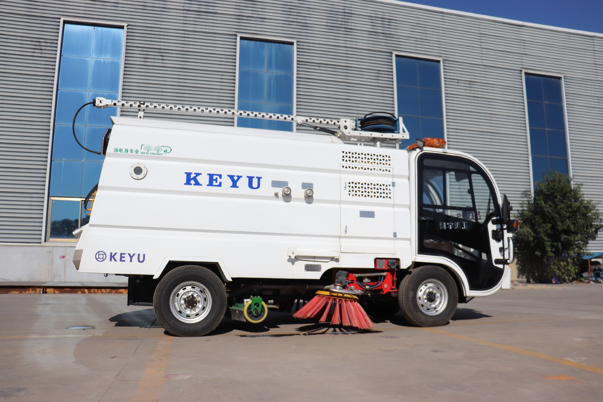 Road Sweeper--vacuum Truck