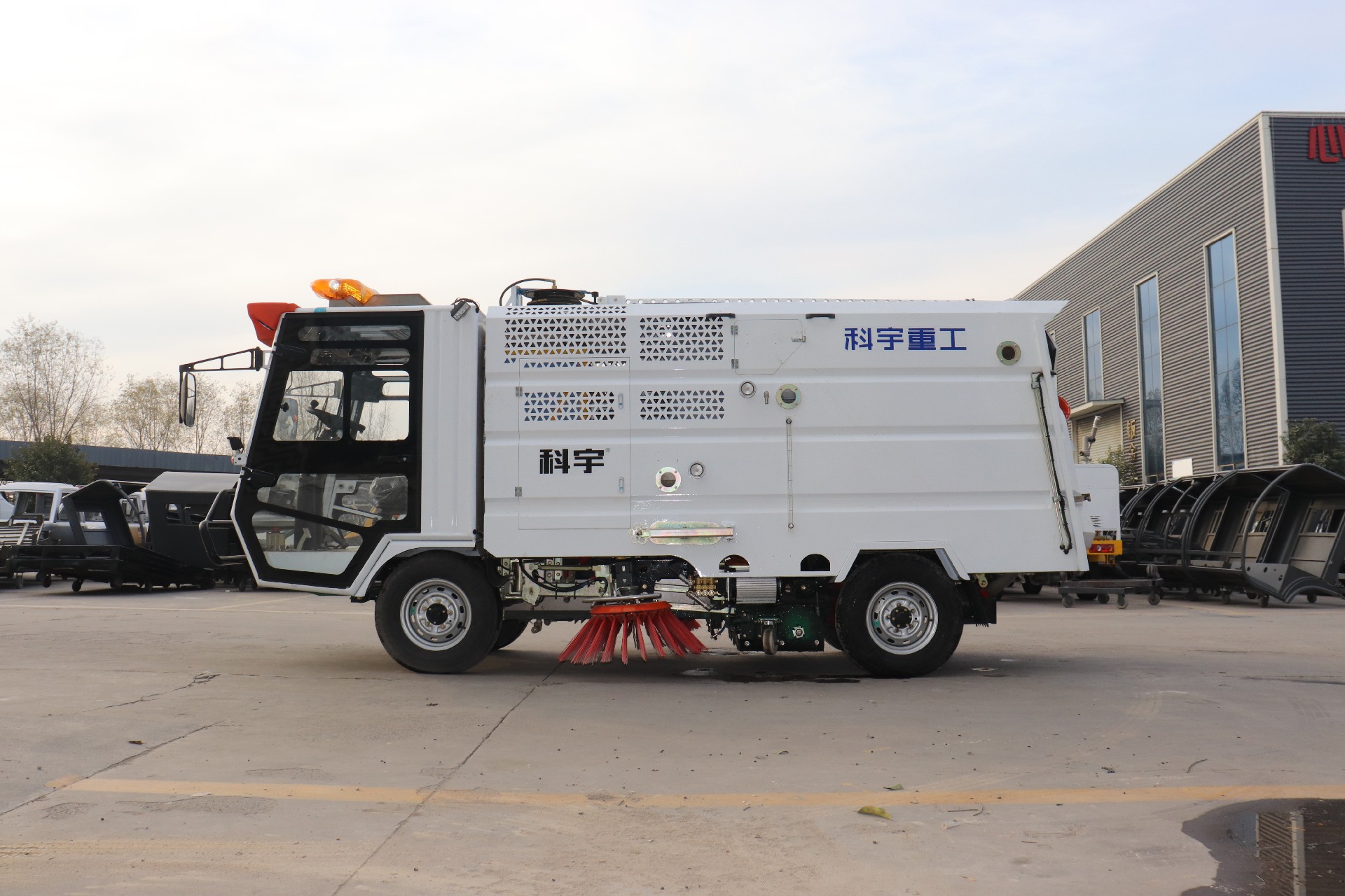 Road Sweeper--Multifunctional Full Suction Road Sweeper