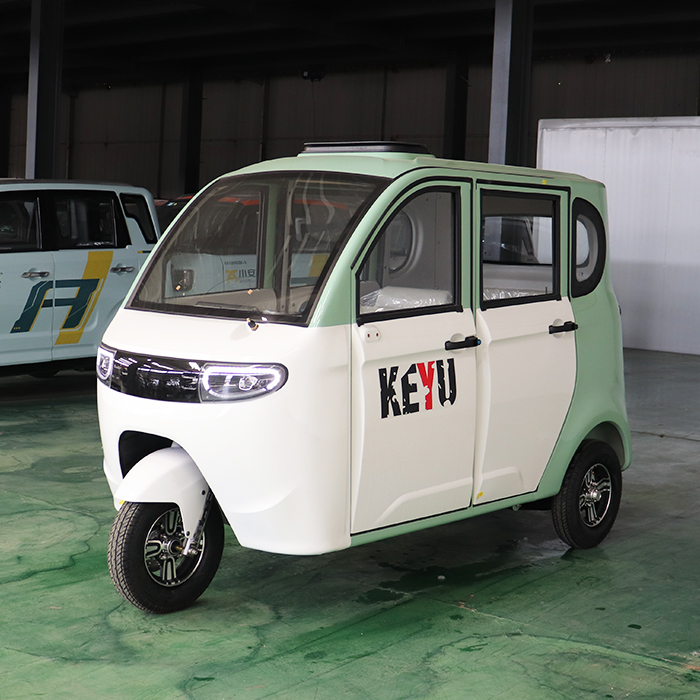 KEYU Direct sales of elderly four-wheel scooters elderly scooters adult household fully enclosed cars